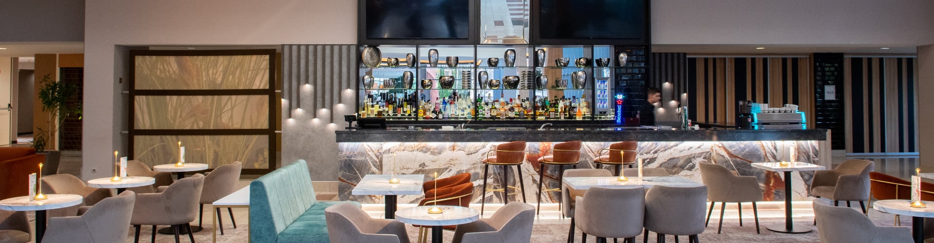 Lobby Bar
